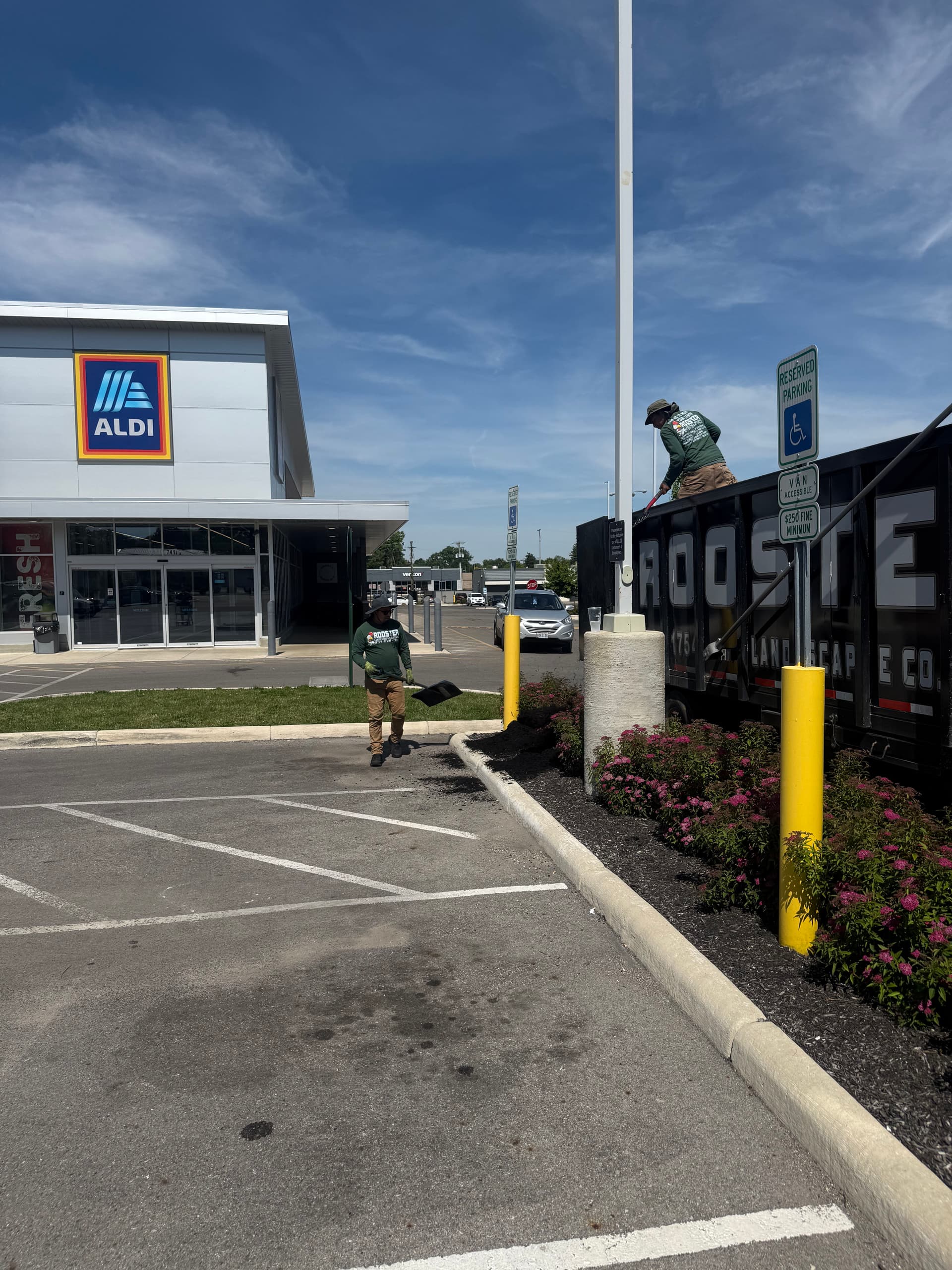 Keeping This ALDI Retail Location Sharp with Routine Landscape Maintenance